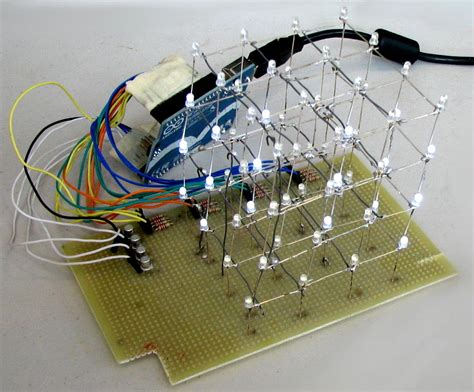 arduino とは、宇宙の果てまでつながる電子工作の扉